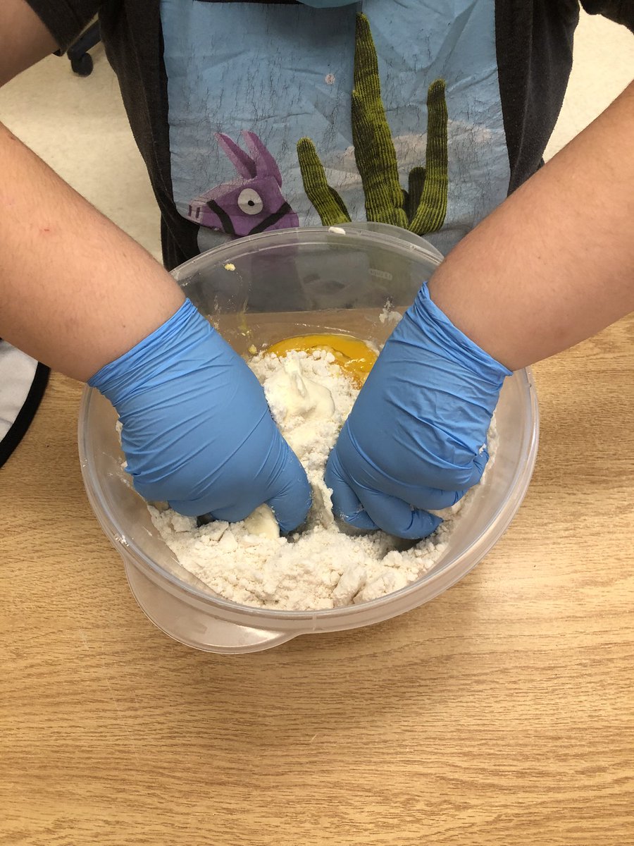 teachtempleton's tweet photo. Making cookies, to connect to fractions! How many sticks of 1/2 cup make the entire 2 cup package? How many 1/2s do we need to make 7 batches, how many whole packs of butter did we need? What fraction of eggs from the carton? 6/12 eggs is the same as?@HPprincipal1 @scdsbmath https://t.co/vJPjYpoqd0