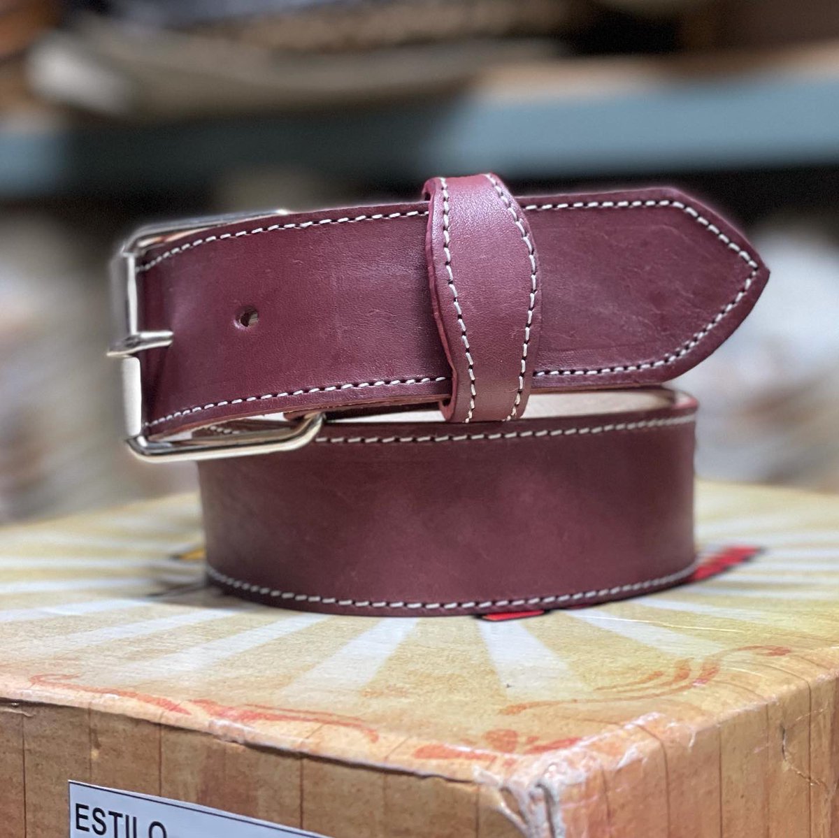 rodeodurango's tweet photo. NEW Heavy Duty Leather Belts πͺπ½
πShop: Heavy Duty Utility Leather Belt
Available in 4 Colors Sizes 34-46 β
shop https://t.co/8URQbG1YyA or link in bio #leatherbelt #workbelt #artesaniasmexicanas https://t.co/jrg5gujrRG