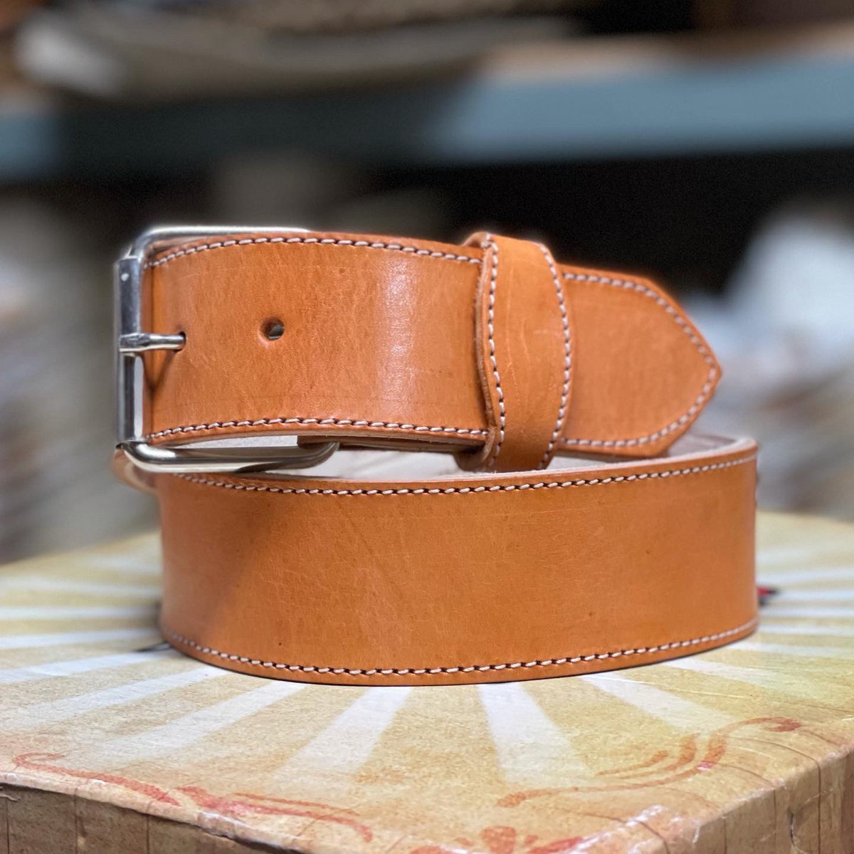 rodeodurango's tweet photo. NEW Heavy Duty Leather Belts πͺπ½
πShop: Heavy Duty Utility Leather Belt
Available in 4 Colors Sizes 34-46 β
shop https://t.co/8URQbG1YyA or link in bio #leatherbelt #workbelt #artesaniasmexicanas https://t.co/jrg5gujrRG