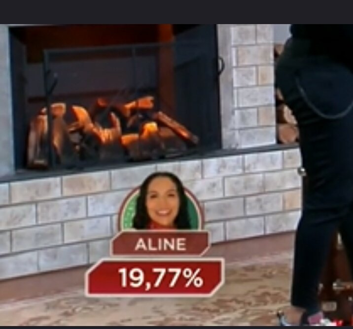 H_Harry_styless's tweet photo. Cadê as taças que ia votar no MC GUI?
#RocaAFazenda 
#AFazenda 
#EliminacaoAFazenda https://t.co/KWnIdyIv2T