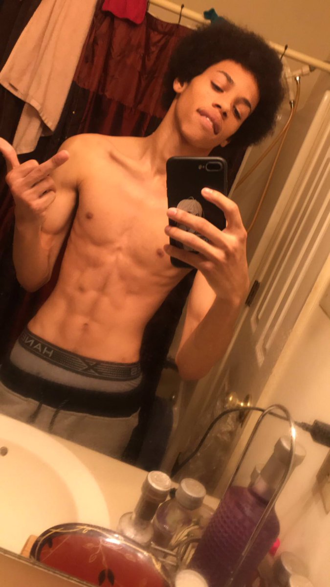 lightskin_king's tweet photo. Fuck it https://t.co/vn521UWVgc