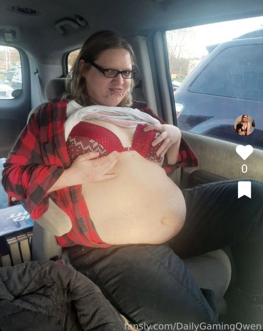 Flashing my titties in the van in tbe parking lot #publicflash #glasses https://t.co/9XTeuaukcU<a href="/tag/glasses"class="tags"><span>#glasses</span></a><a href="/tag/publicflash"class="tags"><span>#publicflash</span></a>