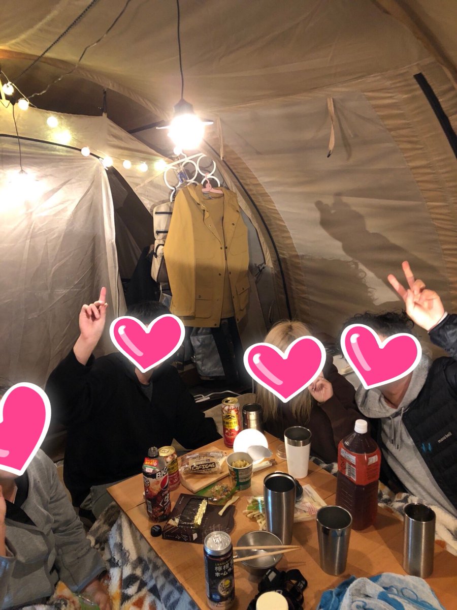 a_chan356camp's tweet photo. #DODジャンボ 
20年振りに両親、兄妹とカマボコテン
トでキャンプできました🐰🏕小さい頃に親にたくさんキャンプ連れてってもらって、小さい頃の思い出=キャンプになってました🏕両親と昔の思い出話に浸れました💓それを継いで今は自分たちがキャンプして娘の良い思い出ができるようにと願ってます🥰 https://t.co/4h24LudDBK