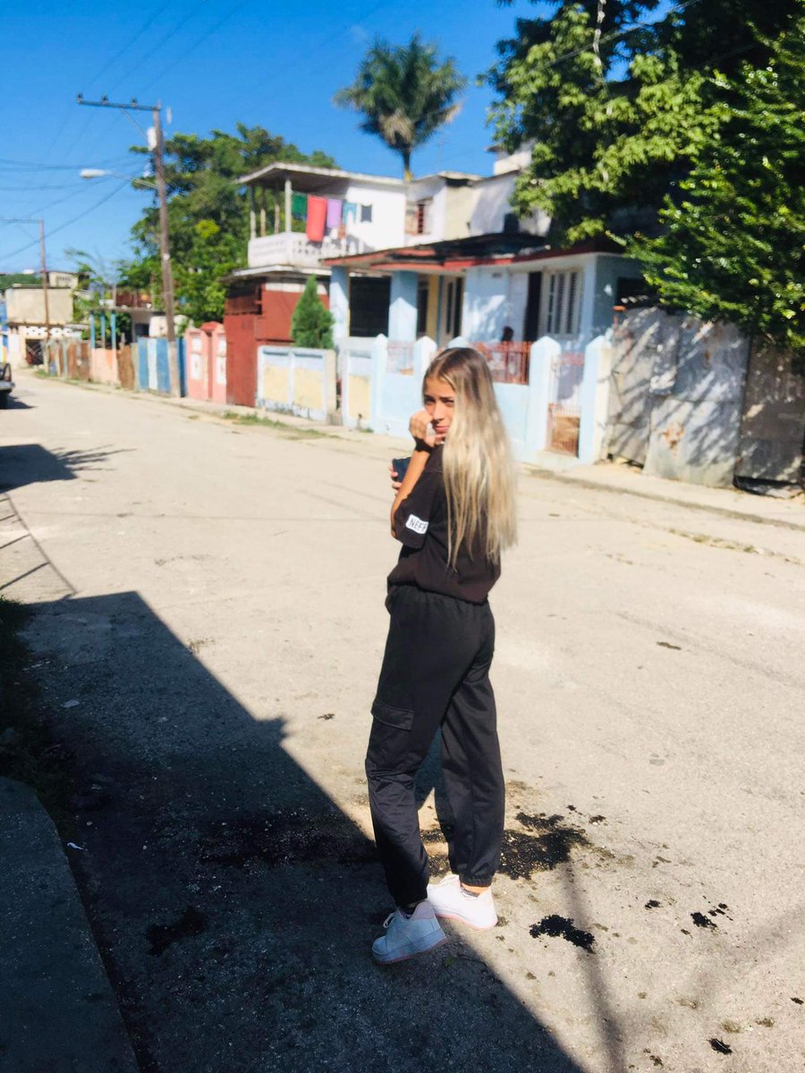 soyy_imperfecta's tweet photo. a por mis 10♥️ https://t.co/dvzAjKxzt3