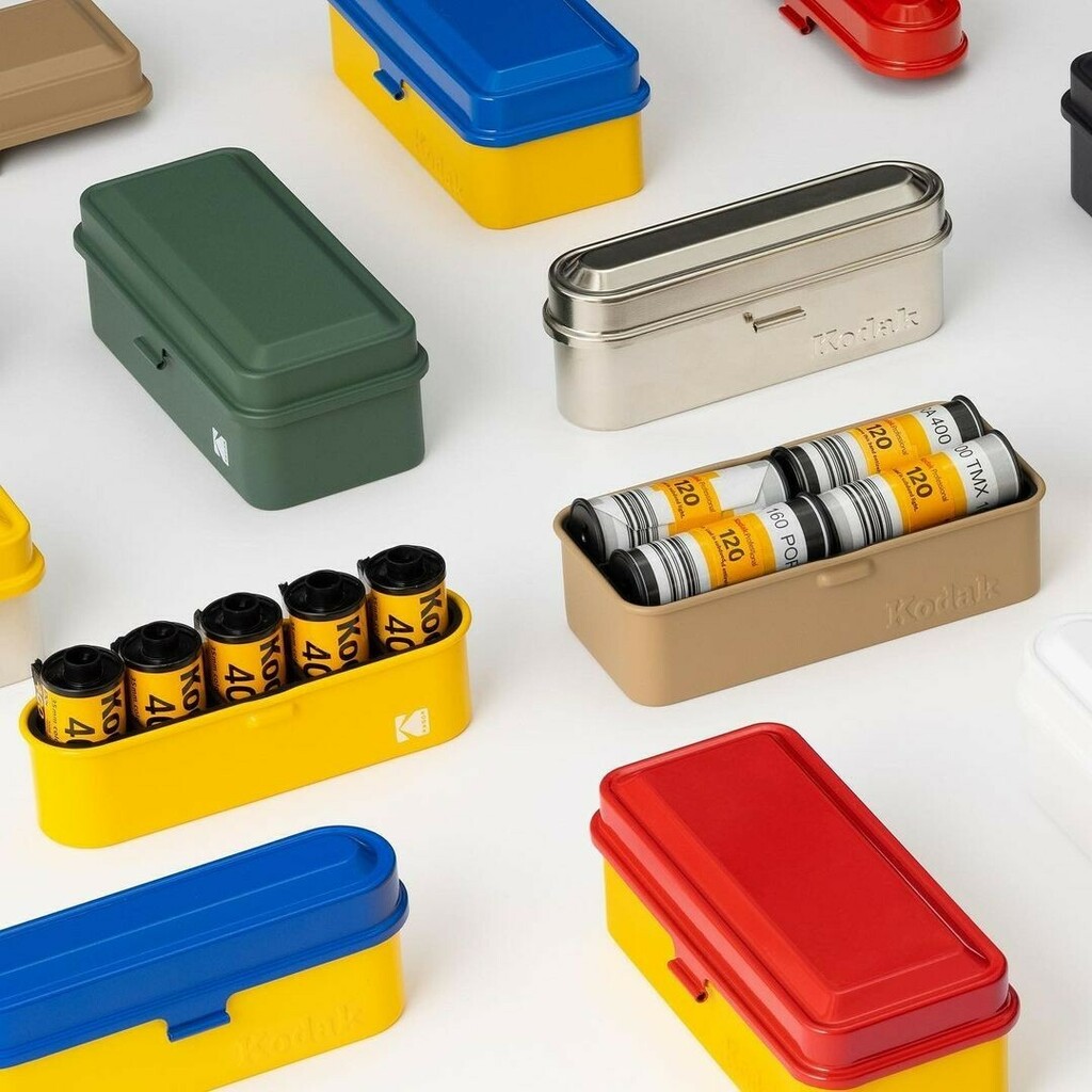 8storeytree's tweet photo. Kodak Film Case. 

Available on our online store, link in bio.
and soon at @thepanicroom_sg
https://t.co/IqJy3pOLsh

#120film #35mmfilm #ishootfilm #ishootfilmsg #shootfilm #filmphotography #filmcamera #film #filmcase https://t.co/ptkDt4TUy9 https://t.co/bIzRQ2VITv