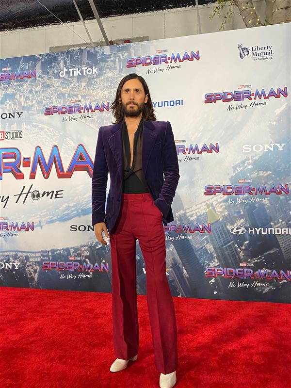 SpiderManMovie's tweet photo. #Morbius himself, @JaredLeto is here at the #SpiderManNoWayHome Premiere! 🕷 🎉 https://t.co/De6SF2xOjw