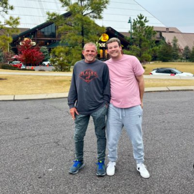 homerhead_'s tweet photo. #NewProfilePic @kingchandler_ https://t.co/bchAObwCDB