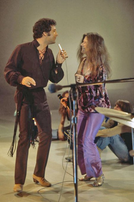 crockpics's tweet image. Tom Jones &amp;amp; Janis Joplin.