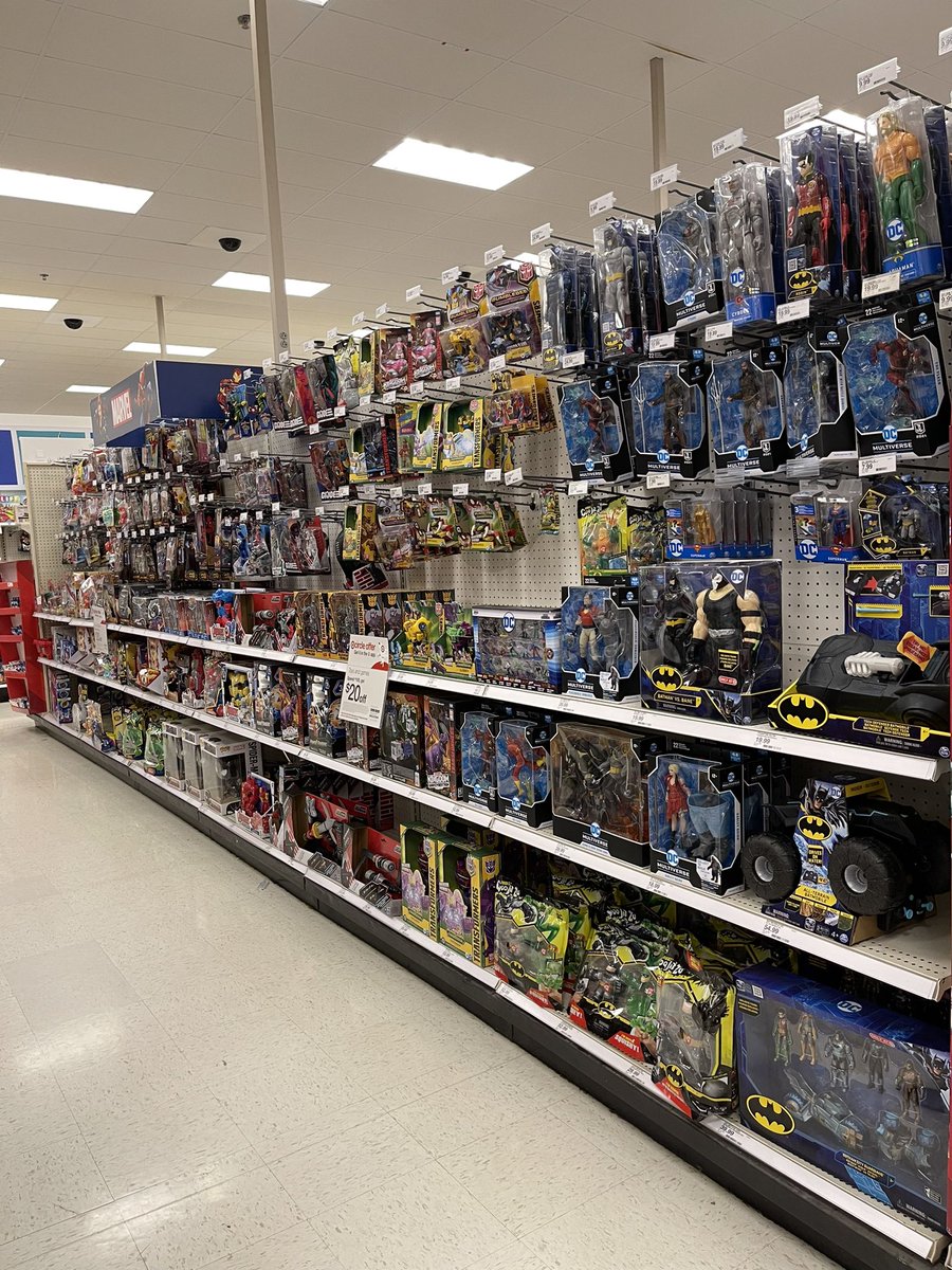 The Closing Experts here at T-1285 are IN THE ZONE🔥 The 12 Days of Christmas countdown begins NOW!🎄🎁 #targetholidays
@erinlwsn <a href="/EJJustice4/">EJ Justice</a> <a href="/MarianneTarget/">Marianne</a> <a href="/MaryJoh78479026/">Mary Johnson</a>