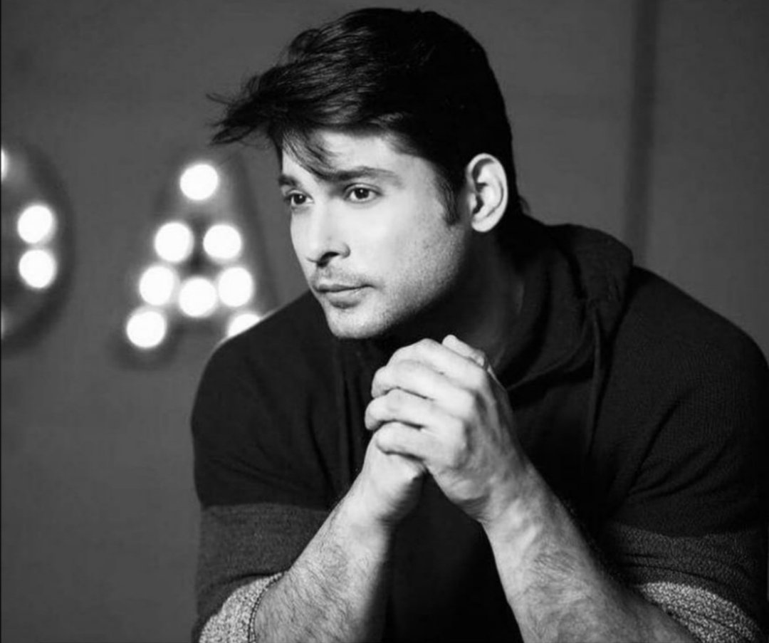 Happy Birthday...
Sidharth Shukla jee..A good human being.We miss you a lot        