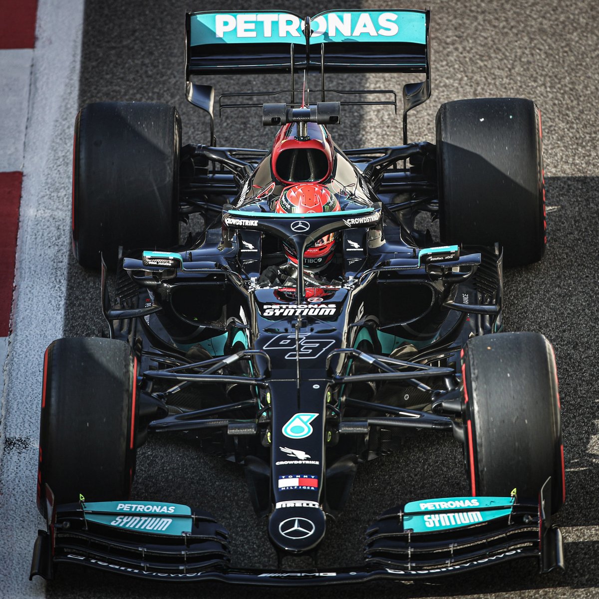 George Russell testing his new Mercedes today 🤩

A new era is upon us!