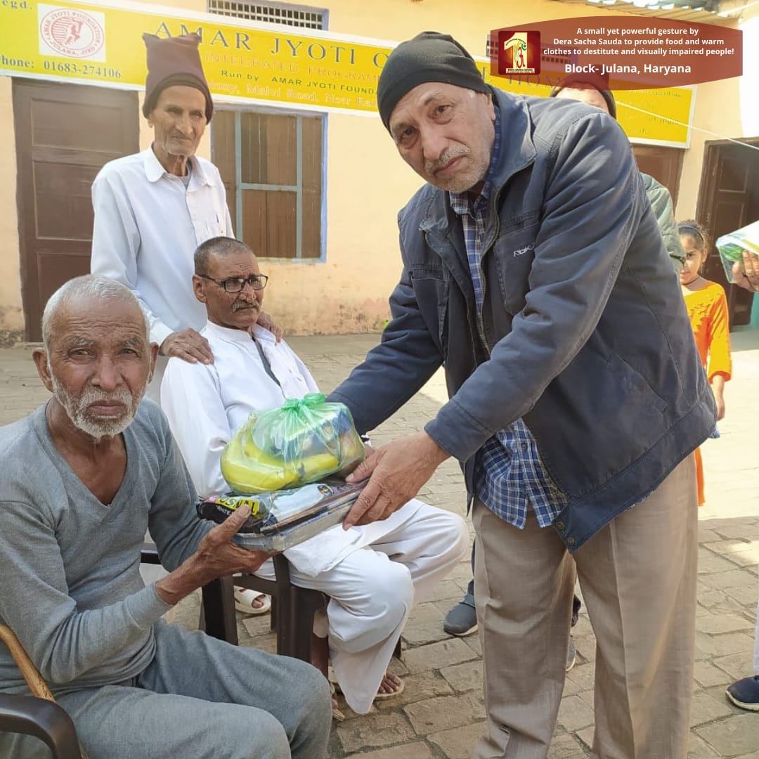 DSSNewsUpdates's tweet photo. Warmth Of Humanity | Food &amp; Warm Clothes Distribution to destitute &amp; visually impaired people under the pious guidance of St. Dr.Gurmeet Ram Rahim Singh Ji Insan | DSS Volunteers: Julana, Haryana
#clothes #humanity #WarmthOfHumanity #ClothBank #clothdonationbydss #foodbank #food https://t.co/EMjGFVelDQ