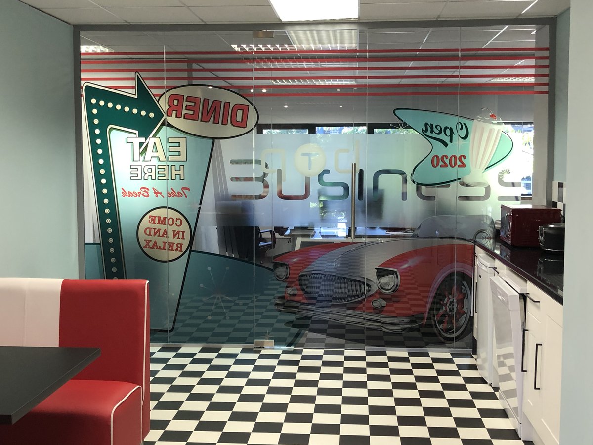 BTP_IT_Support's tweet image. Not many IT support providers can say they have a diner in their office. All designed by us! What do you think?