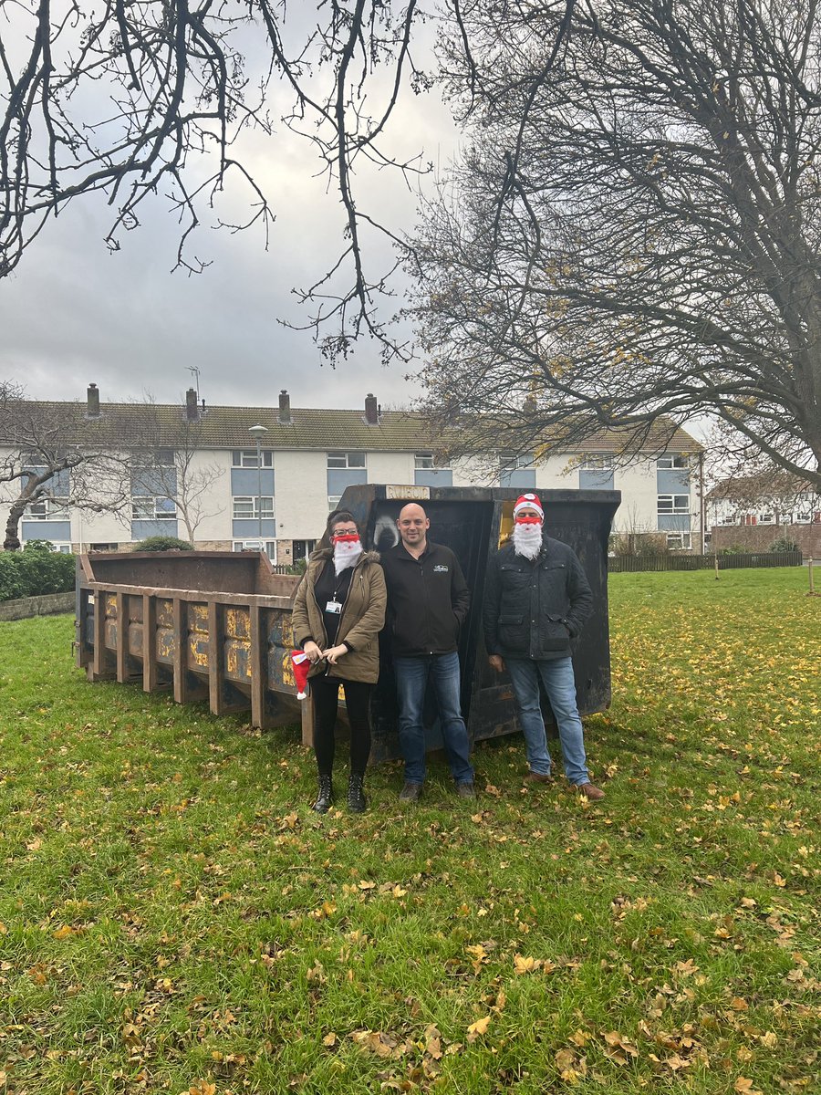 Highbridge Christmas Community Skip Day is in full swing! <a href="/HomesSedgemoor/">Homes in Sedgemoor</a> #GoTeamHiS <a href="/HisGaryA/">GaryA</a> <a href="/john_lench/">john lench</a>