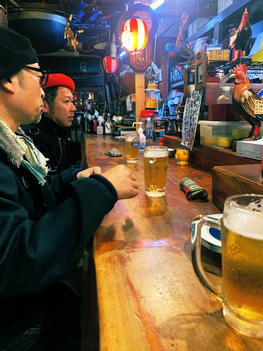 TBACKHIGHSCHOOL's tweet photo. 本日20時から紺屋町Mr.Lefty'sですヨロシクお願いします🍺✨

#三浦雅也
#夜のストレンジャーズ
#カクヨウジ
#ROZWELLS https://t.co/b6V9BBDpwF