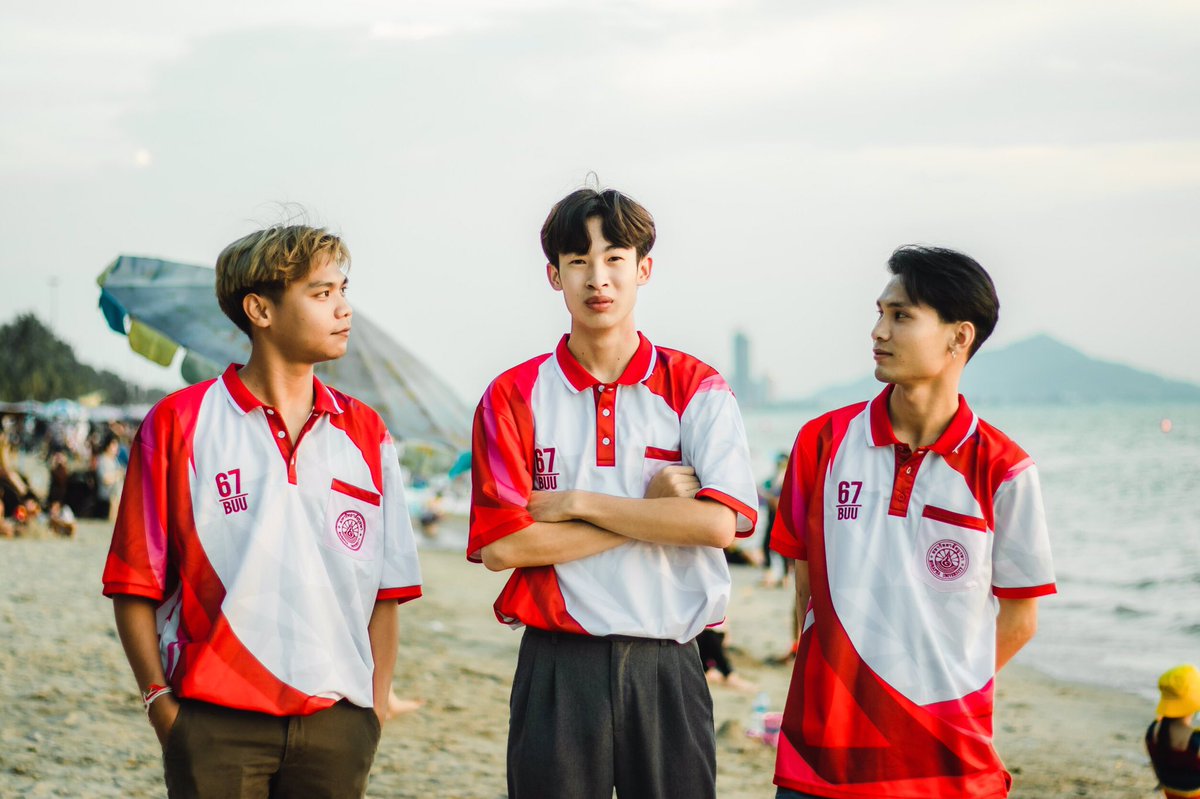 buuso_official's tweet photo. [ ประกาศ BY BUUSO ]

✨เปิดพรีออเดอร์เสื้อ Freshmen 67 รุ่นขาว-แดง✨
ราคาตัวละ 160 บาท สามารถพรีออเดอร์ได้ตั้งแต่วันนี้ - 31 มกราคม 2565
นิสิตท่านใดที่สนใจสามารถกรอกรายละเอียดการสั่งซื้อและส่งหลักฐานการชำระเงินได้ที่ 
👉🏻 https://t.co/Ulo9HgruUf
#ทีมบูรพา #BUU67 https://t.co/fgC99QBvaY