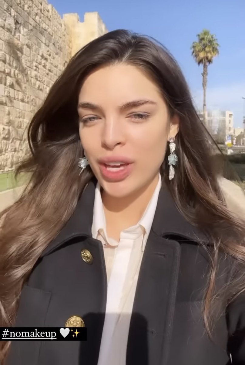 Pensé que ya superé hasta que me desperté y vi la historia de Nadia sin maquillaje JAJAJAJA, Uds están re locos <a href="/MissUniverse/">Miss Universe</a> #MissUniverse