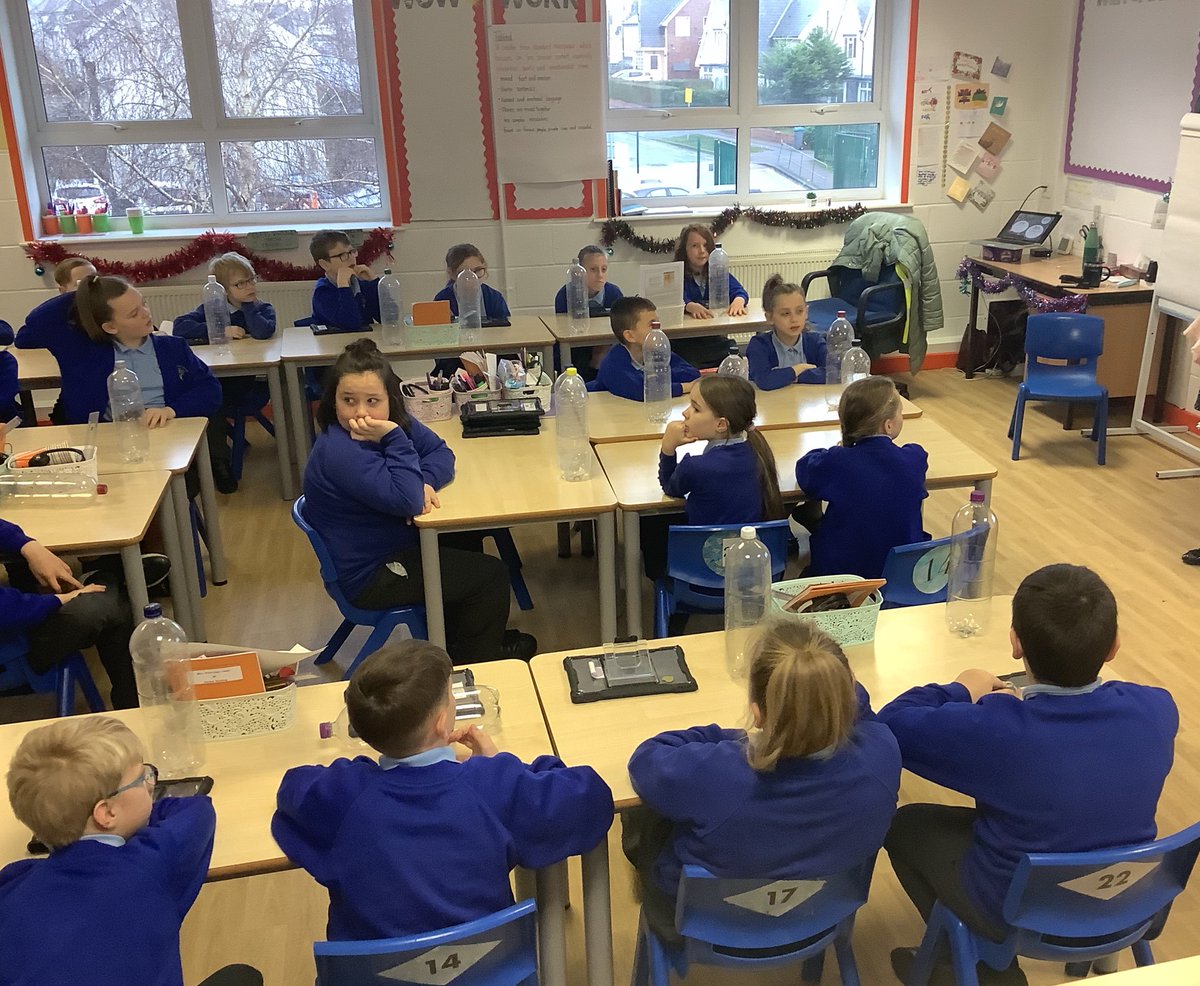 Layton_Year5 tweet media