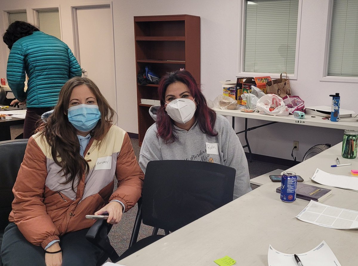MagaliGKincaid's tweet photo. Through heavy rain, high winds and freezing office temperatures, @NorResist did it again! They #organized to make sure that no family is left behind during the holiday season. Gracias for always prioritizing #community!!!! You rock! https://t.co/ooYnnXxv1L