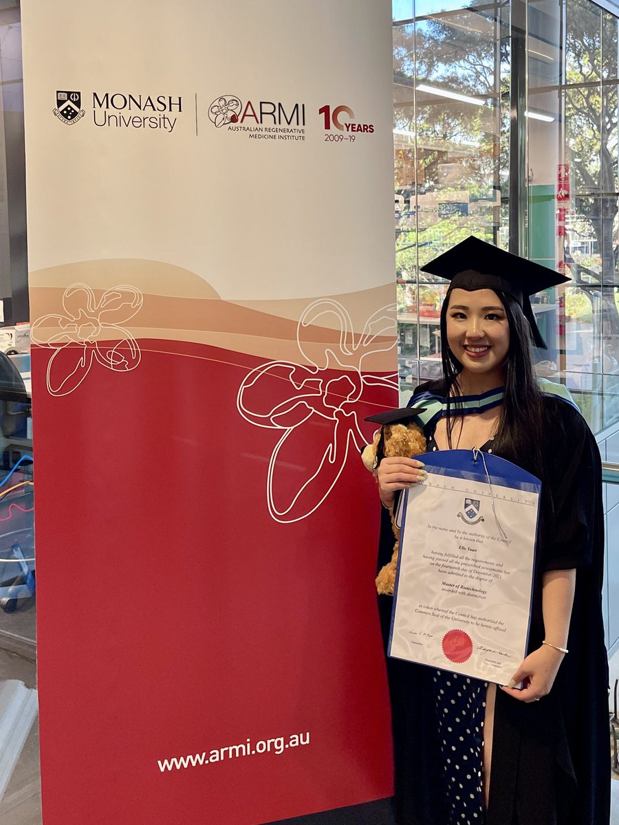 CONGRATULATIONS to our Masters Student, Elle, who graduated today!! We’re all very proud of you! <a href="/ARMI_Labs/">ARMI</a> #nextgenregen