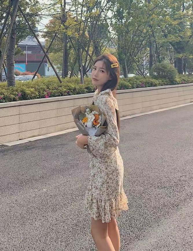 wwperi's tweet photo. 三亚98年清纯甜美女神

💓98/167/96斤/d🐻 
💓肤白貌美 衣品洋气
💓校花气质 长腿翘臀
💓清纯可人 欲罢不能

💓约会流程请看置顶 https://t.co/vxicXFuU93
