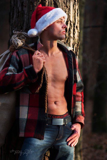 Photographer: https://t.co/7nc7PkDKN2 more artistic christmas pictures on my https://t.co/U5gu8A6cHx<a href="/tag/nude"class="tags"><span>#nude</span></a><a href="/tag/male"class="tags"><span>#male</span></a><a href="/tag/santaclaus"class="tags"><span>#santaclaus</span></a><a href="/tag/act"class="tags"><span>#act</span></a><a href="/tag/malemodel"class="tags"><span>#malemodel</span></a><a href="/tag/sexysanta"class="tags"><span>#sexysanta</span></a>