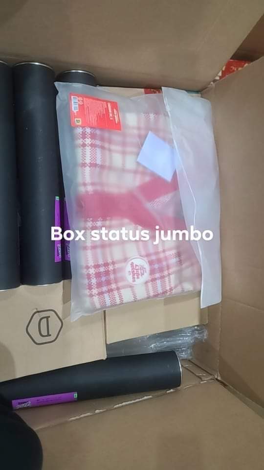 seoulphoria_mnl's tweet photo. GOOD AFTERNOON!! Finally! Puno na yung Jumbo Box natin!
Shipout of box is today/tomorrow
ETA: Jan- Early Feb if no delays
#SPMNLUpdates https://t.co/RNb9TPx0U4