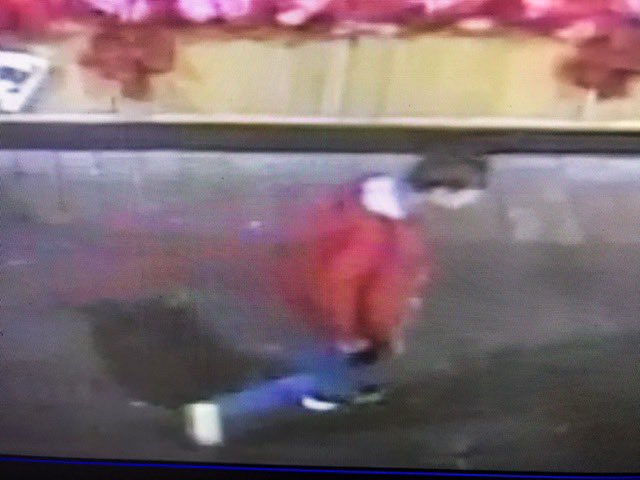 Police have released CCTV pictures of missing 20 year old Charley Gadd who was last seen just before 1.15am on Saturday outside the Royal Exchange Theatre in the City Centre aboutmanchester.co.uk/police-release…