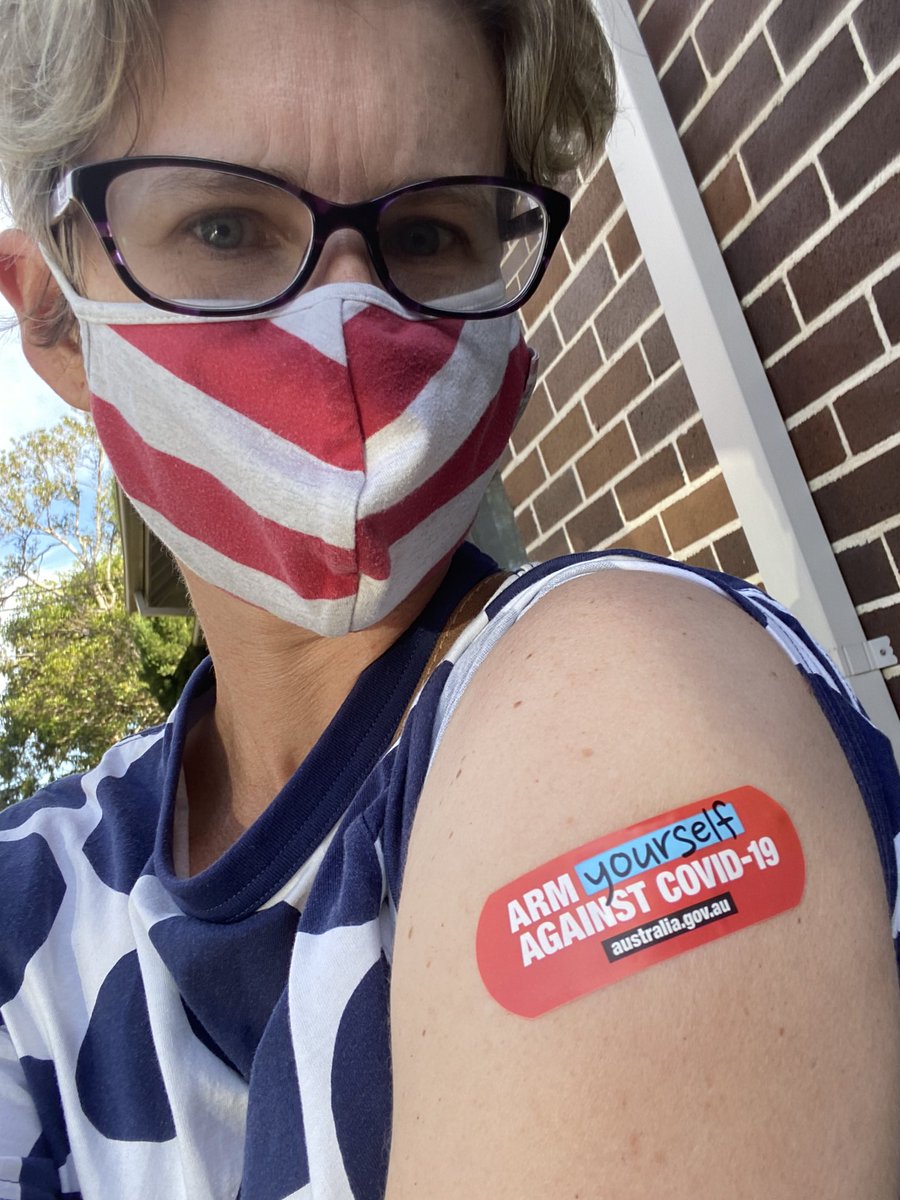 A shoutout to the community #pharmacy sector - a great experience getting my booster. Friendly, efficient, local.