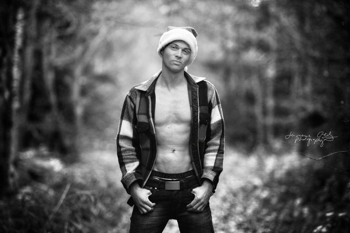 Photographer: https://t.co/7nc7PkDKN2 more artistic christmas pictures on my https://t.co/U5gu8A6cHx<a href="/tag/nude"class="tags"><span>#nude</span></a><a href="/tag/male"class="tags"><span>#male</span></a><a href="/tag/santaclaus"class="tags"><span>#santaclaus</span></a><a href="/tag/act"class="tags"><span>#act</span></a><a href="/tag/malemodel"class="tags"><span>#malemodel</span></a><a href="/tag/sexysanta"class="tags"><span>#sexysanta</span></a>