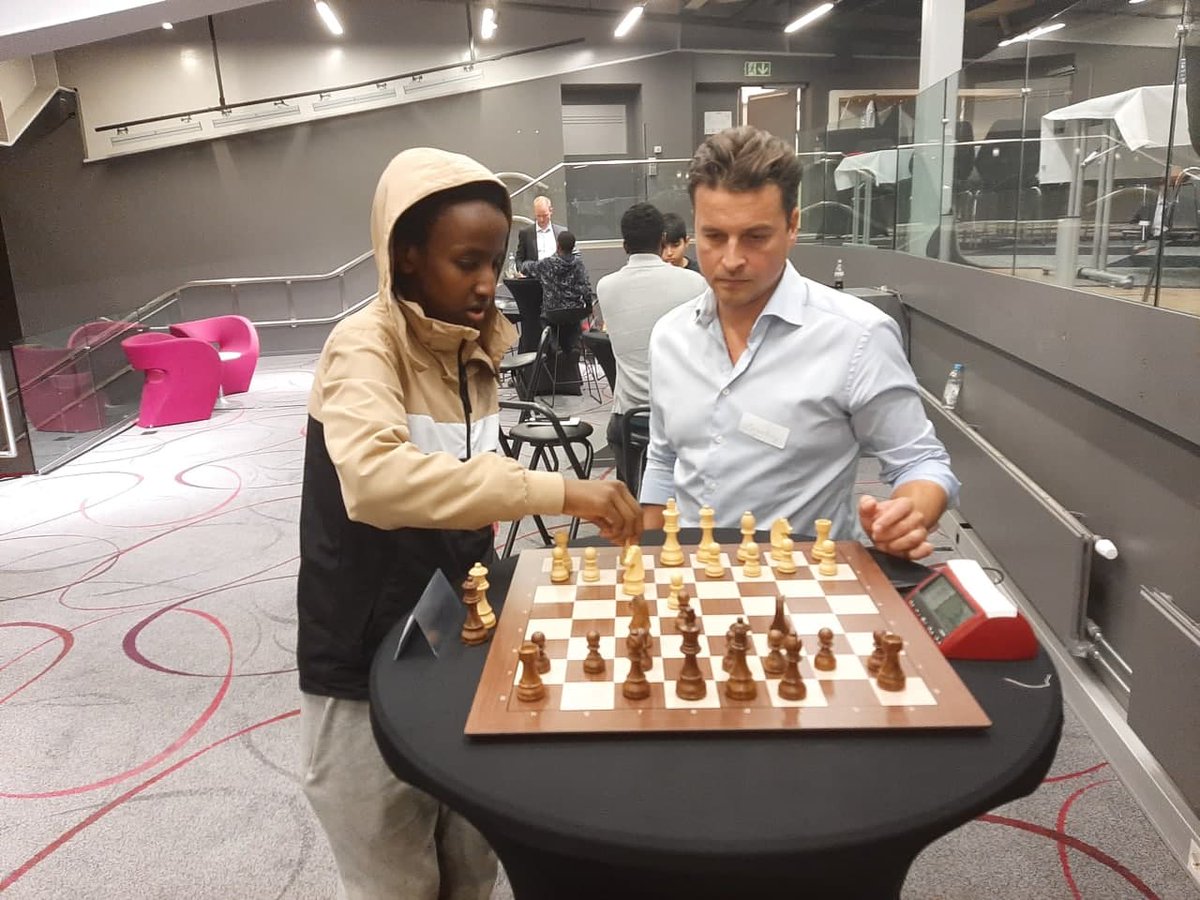 MeetsKids's tweet photo. Ferd along with CEO Morten Borge will sponsor Saad Abobaker in his endeavor to become a Grandmaster!
#Ferd #MeetsKids #BusinessChess https://t.co/hZt6wa1Ku8