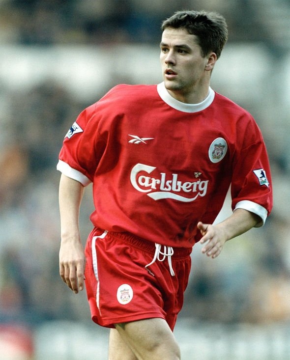 Happy Birthday Michael Owen Look at the size of those early Reebok kits! 