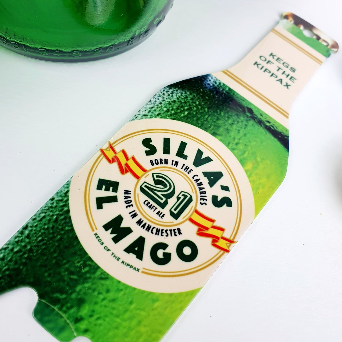 thegingerwig's tweet photo. Matchday competition 

Retweet to enter

Win a set of three of our new 9320 bottle openers

If City beat Leeds tonight we'll give a follower who retweeted 3 bottle openers of their choice

C'mon City 

Buy online here https://t.co/pZnsla7n1o https://t.co/BXSsAhJKeQ