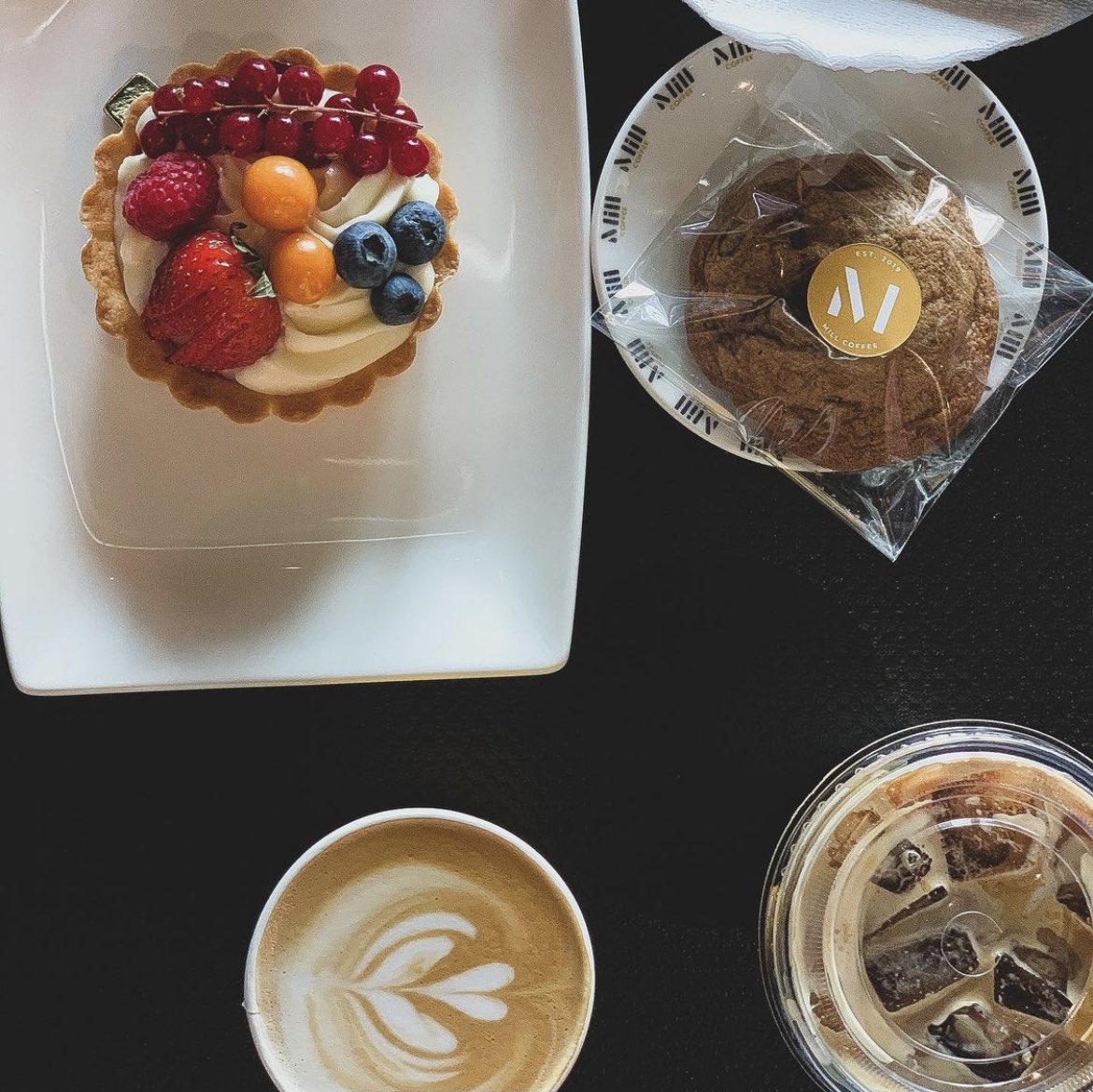 millcoffeesa's tweet photo. صيف ولا #شتاء.. حلوّياتنا دايمًا #فريش، ولذيذة. 
📷: falaljan (إنستقرام) https://t.co/FORGiNNvK1