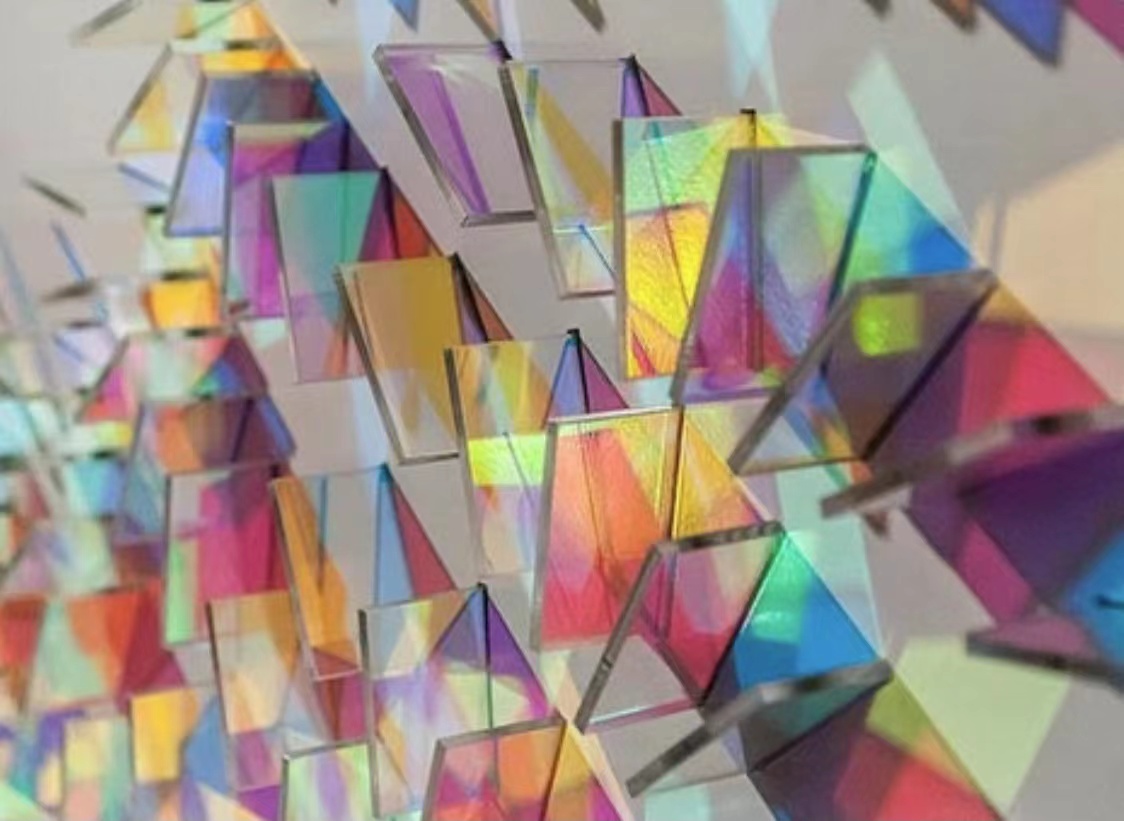 N6labs's tweet photo. Chris Wood
British

Chris Wood’s medium is light. She uses a range of high and low-tech optical materials to harness patterns of light that suggest ephemeral glimpsed moments in the natural world. 
#light #space #nftbzl #nft #crypto #contemporarysculptor #digitalart #mixedmedia https://t.co/fr7B3r5oYx