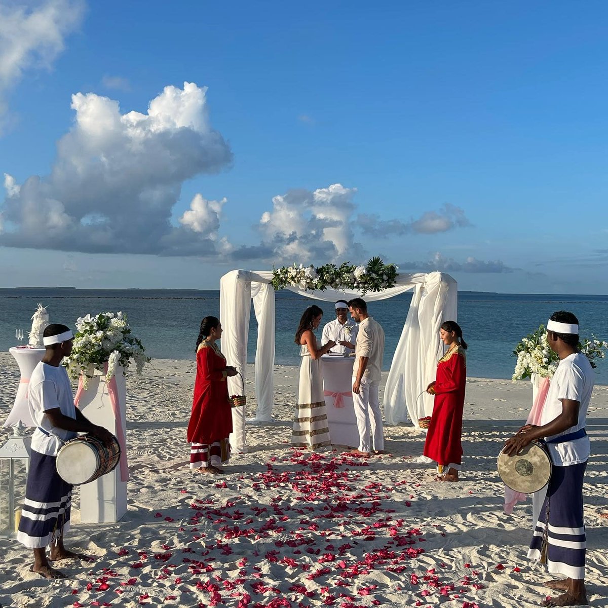 MAXMaldives (@max_maldives) on Twitter photo Get -30% discount on villa rates + FREE HB
maxmaldives.com/hotels/movenpi…
#Mövenpick #Kuredhivaru #Mövenpick_Resort #Kuredhivaru_Maldives #Mövenpick_Maldives #Mövenpick_Resort_Maldives #Mövenpick_Kuredhivaru
maxmaldives.com <a href="/MAX_maldives/">MAXMaldives</a> #MAXMaldives info@MaxMaldives.com Get -30% discount on villa rates + FREE HB
maxmaldives.com/hotels/movenpi…
#Mövenpick #Kuredhivaru #Mövenpick_Resort #Kuredhivaru_Maldives #Mövenpick_Maldives #Mövenpick_Resort_Maldives #Mövenpick_Kuredhivaru
maxmaldives.com <a href="/MAX_maldives/">MAXMaldives</a> #MAXMaldives info@MaxMaldives.com