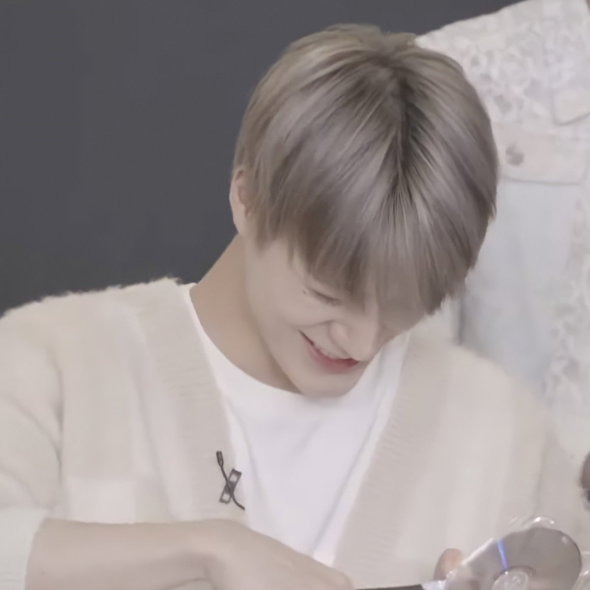 onyourjane's tweet photo. 말랑말랑🥺🤍🥺🤍🥺🤍🥺 https://t.co/Nl7p4XnxtD