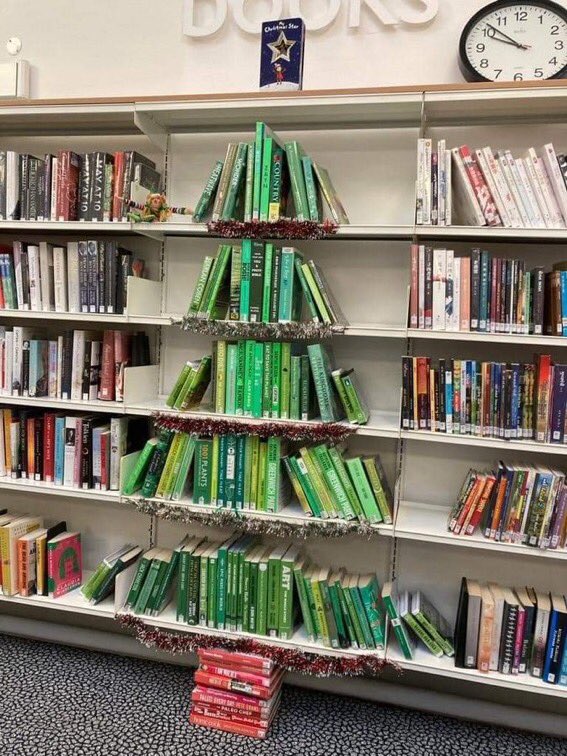 everyenglished's tweet photo. Lancaster Library 👏👏 https://t.co/umTWBlHms4