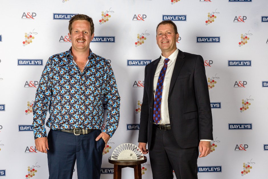 The winner of the New Zealand Frost Fans Champion Export Wine of Show was Villa Maria Reserve Hawke’s Bay Chardonnay 2019. It also won the Champion Chardonnay Trophy 🏆  

#HBWineAwards #HBWine #LoveHBWine #CelebrateHBWine #HBWineStyle #chardonnay