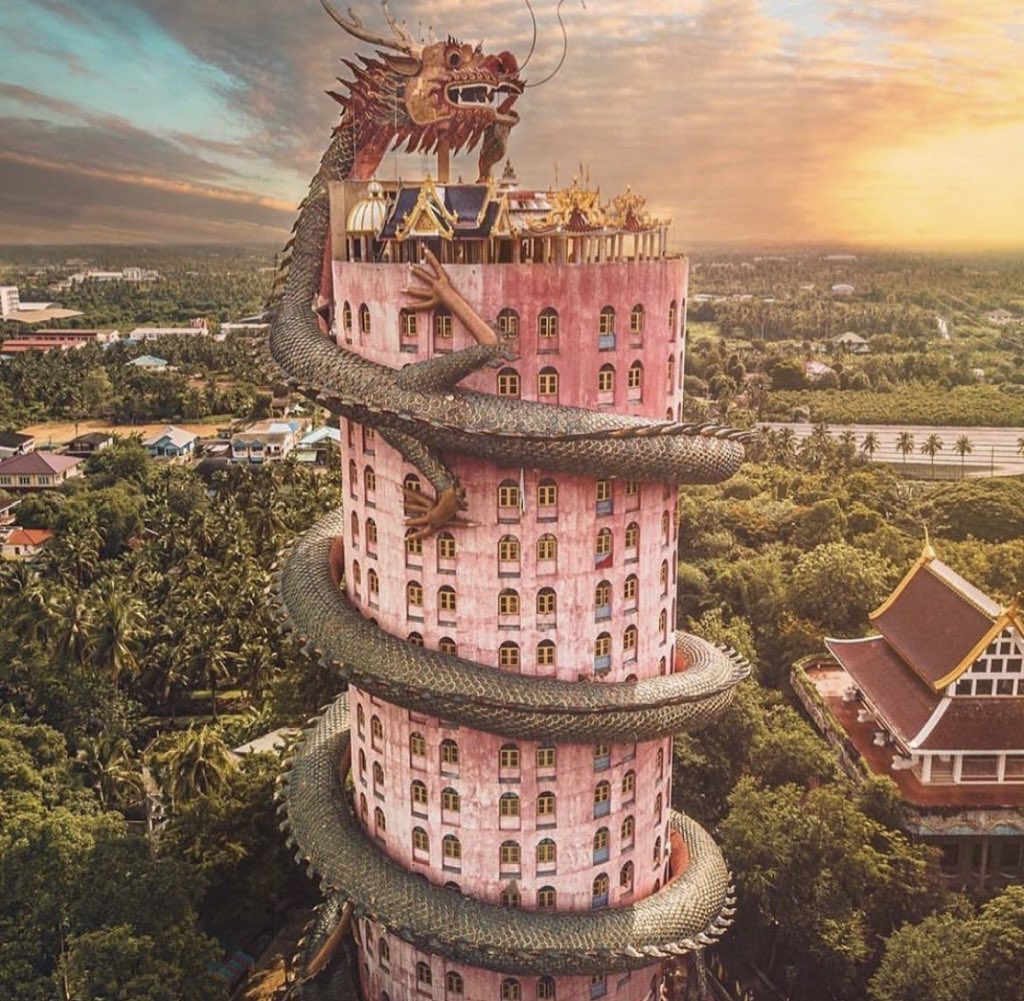 Flykube_UK's tweet photo. 📍Wat Sam Phran Dragon Temple, Thailand 🇹🇭 

Some sections of the dragon are hollow allowing visitors to walk through it! How amazing!😍

#thailand #bangkok #dragontemple #travel #phucket #explore #wanderlust #adventure https://t.co/qZJPvIj8lD