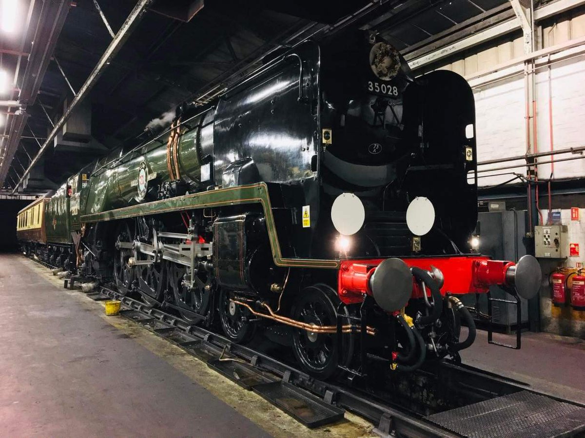 Clan Line (@clanline28) on Twitter photo Good morning everyone! Looking forward to today's Christmas trips in and around London with Steam Dreams! <a href="/On_Train/">The Steam Dreams Rail Co.</a> Good morning everyone! Looking forward to today's Christmas trips in and around London with Steam Dreams! <a href="/On_Train/">The Steam Dreams Rail Co.</a>