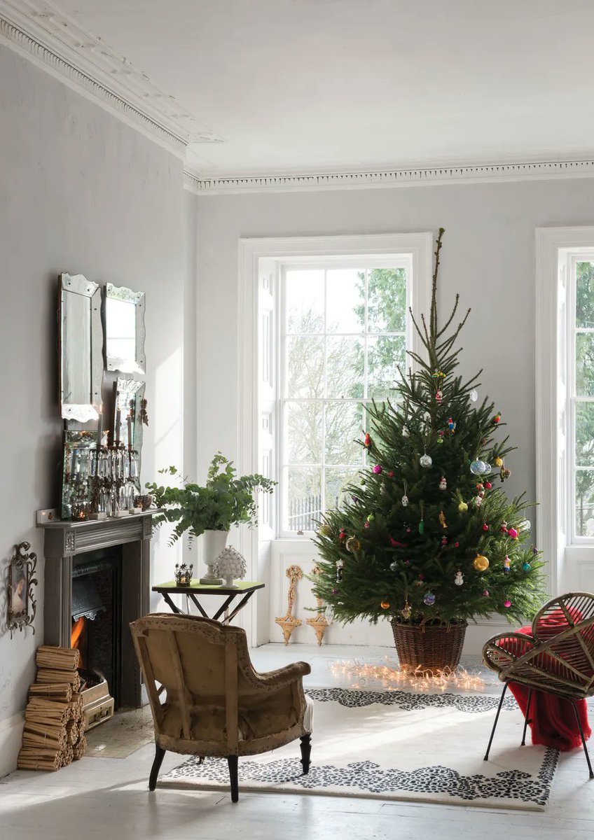 We love neutral rooms where this bright Christmas tree can take centre stage. The walls have been painted in @FarrowandBall “Dimpse no 277” . What's your favourite colour from the range? #gloucestershire #cotswolds #tetbury #cheltenham #baileypaintsstroud  #farrowandballstockist