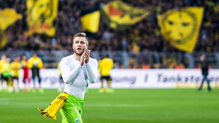 Happy Birthday Jakub Blaszczykowski!!! Waiting to see you play again     