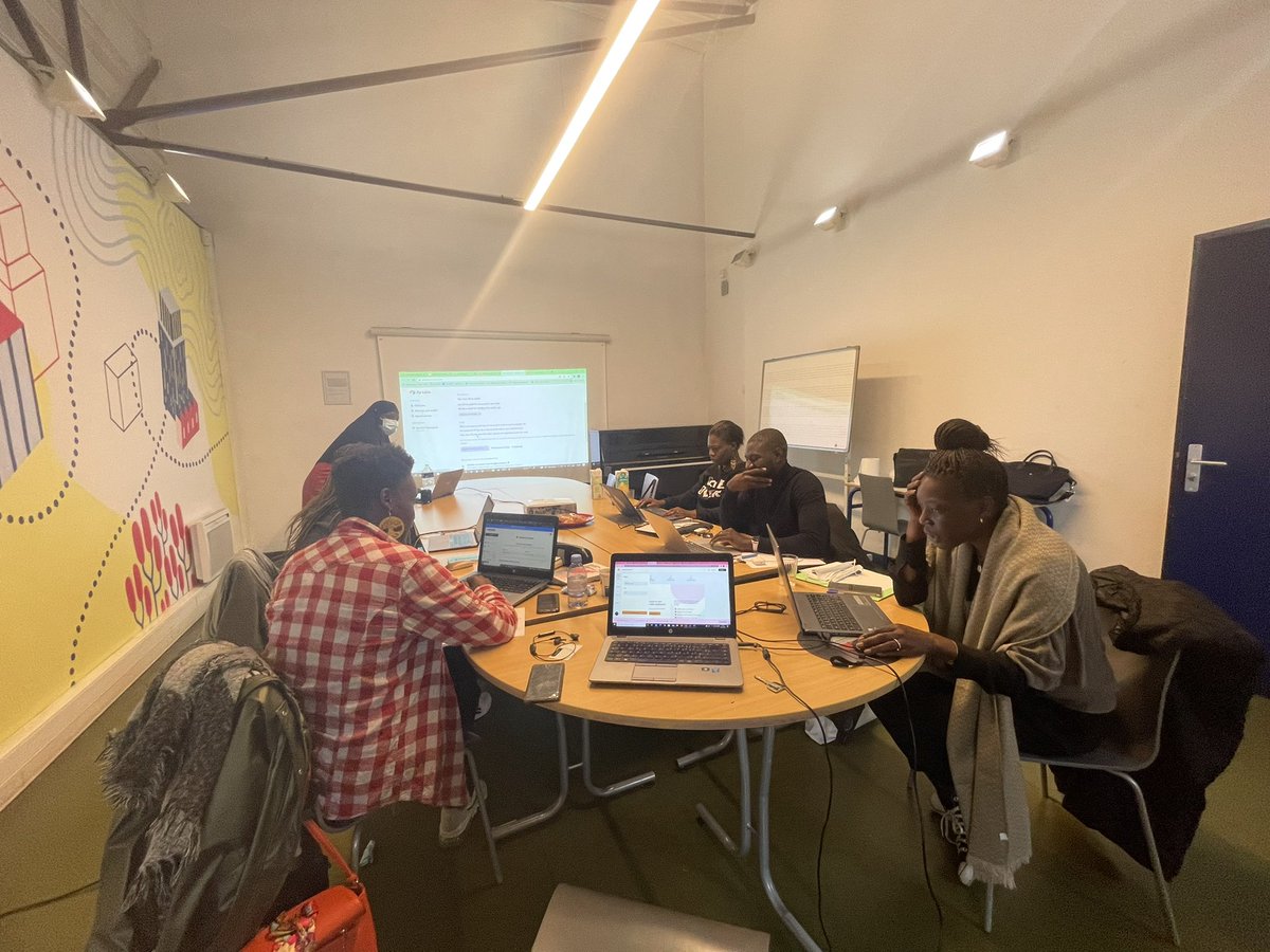 Time2Start_T2S's tweet photo. 👉 Lancer son site en #nocode avec Kadidiatou Toure !
Nos Starters ont eu l'occasion de travailler sur leur visibilité web avec un atelier dédié au nocode. 🔥
👉 Vous voulez participer ? Contactez nous !
@hawadrame_ #entrepreneuriat #time2start #nocode #siteweb #atelier https://t.co/M5ii5pQwr7
