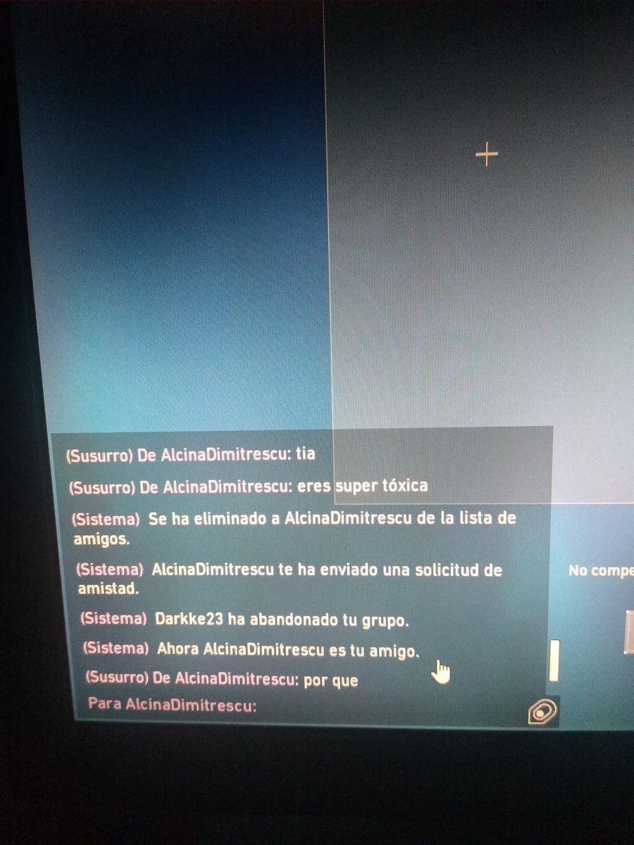 ramosneitorlol's tweet photo. Esto es lo que ha tenido que aguantar una de nuestras jugadoras de @VALORANTes después de una rankeds. Siguen estando algunos monos delante de los pcs. https://t.co/XAkhdbRKhI