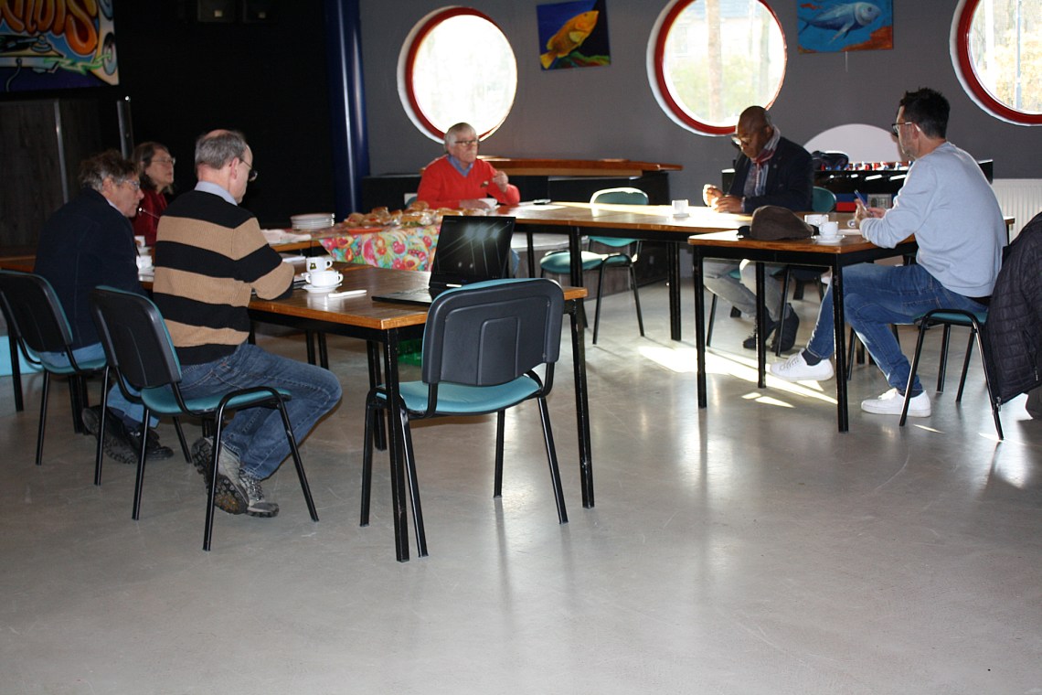 Afgelopen zaterdag heel veel wijzer geworden tijdens de wijkschouw in #Brouwhuis #Helmond wijkraadbrouwhuis.nl/index.php/2021… via <a href="/angelssite/">angel 𝜗ৎ</a>