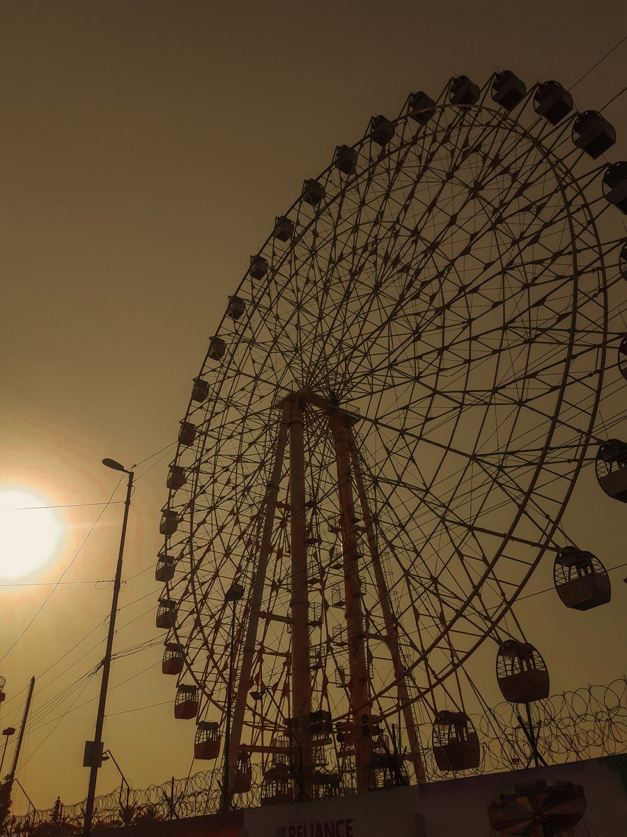 ZubairZakir5's tweet photo. Just drop a photo on Instagram Zubairzakir90 #photography #lightroom #samsunga30 #mobile https://t.co/oGPQalddX6