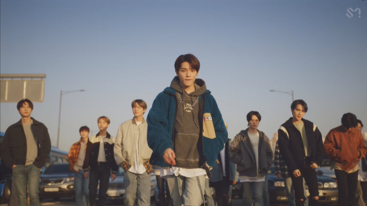 poo9932's tweet image. ฉากนี้พ่อยงโคตรหล่อ