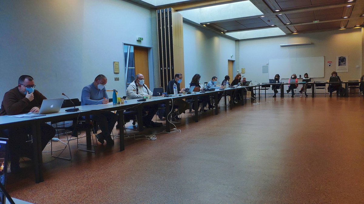 CNaveBekhti's tweet photo. Réunion hybride du secrétariat fédéral du @SgenCFDT : échanger et travailler ensemble tout en prenant en compte la situation sanitaire, notre engagement, nos responsabilités. Merci à toutes et tous !
#TeamSgenCFDT #TeamCFDT https://t.co/hZElE5PH29