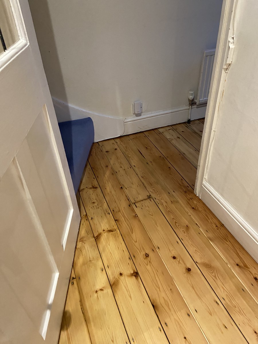 Artofclean's tweet photo. Simple pine floor boards can look amazing with a little TLC. This floor was sand and lacquered using Pallmann UK products.💛 | #floorsanding #floorrestoration #pallmann #Cambridge #Cambridgeshire https://t.co/ccFhFIjteX